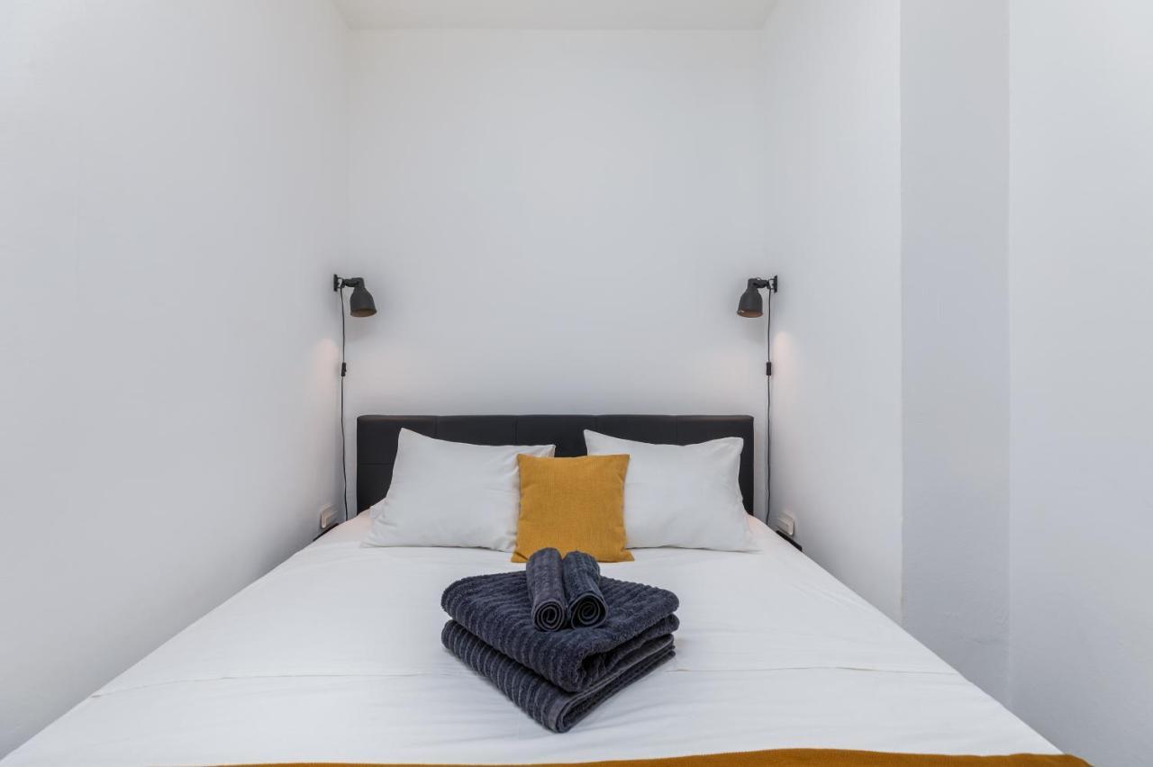 3 Minutes From The Beach: Lovely Studio Apartment Pula Ngoại thất bức ảnh